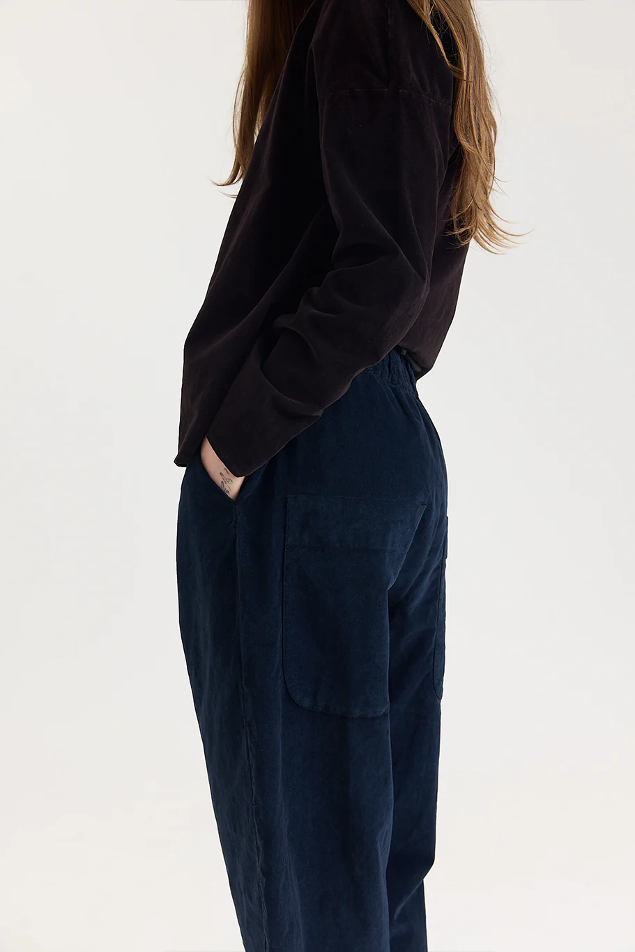 Album di Famiglia - Wide & Short Trousers in Velvet - Image 12