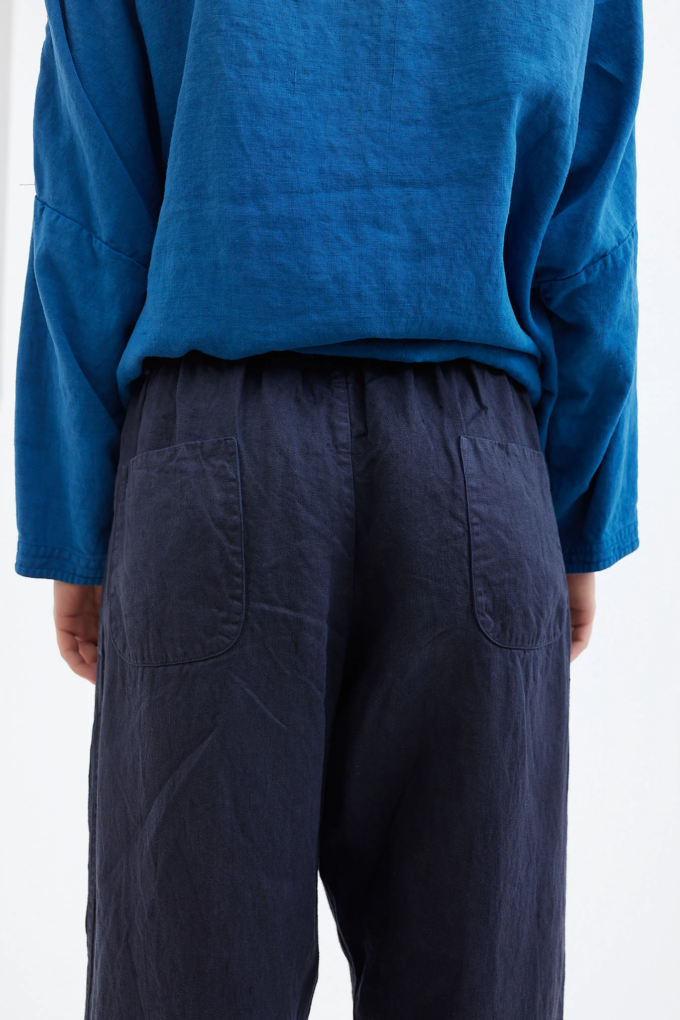 Chez Vidalenc - Pants - Linen Drill Gary - Navy - Image 5