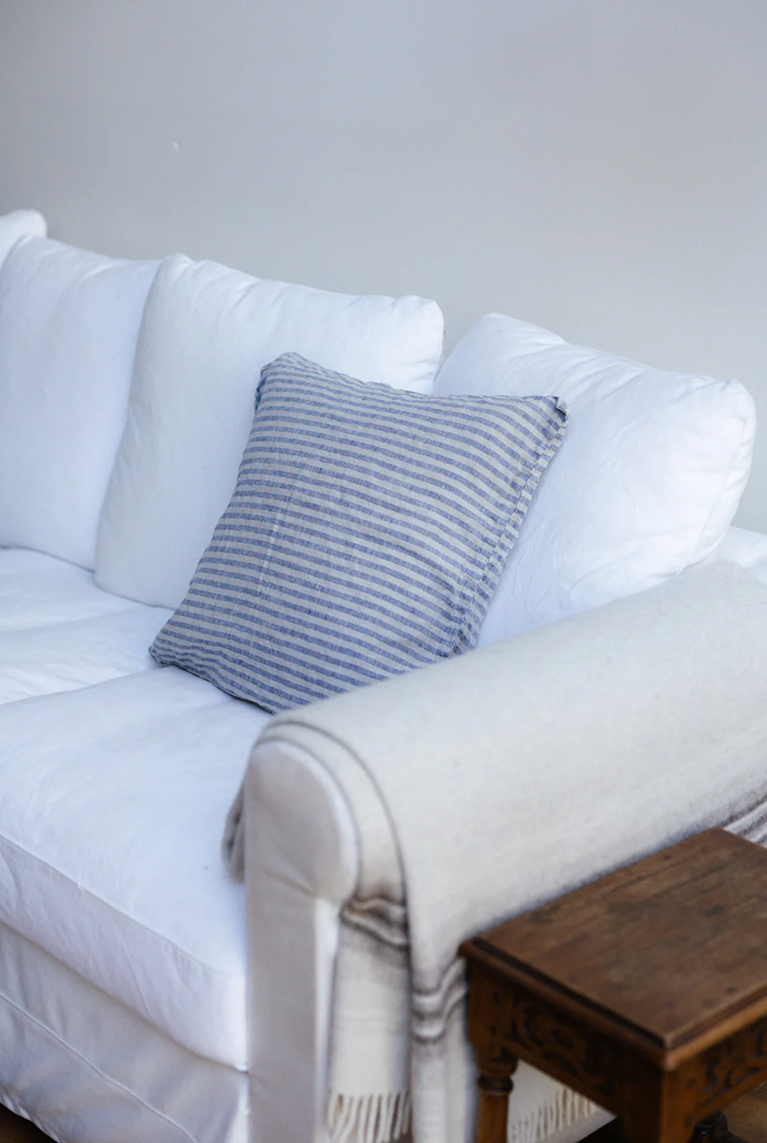 Metta - Cushion Cover - Linen Stripes - Image 4