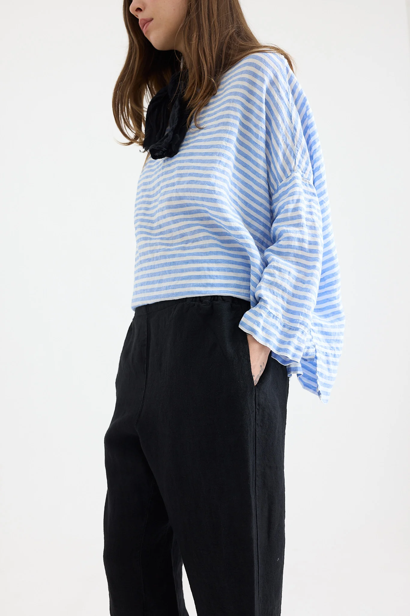 Metta - Lexi Straight Leg Pant - Mid Weight Linen - Image 3