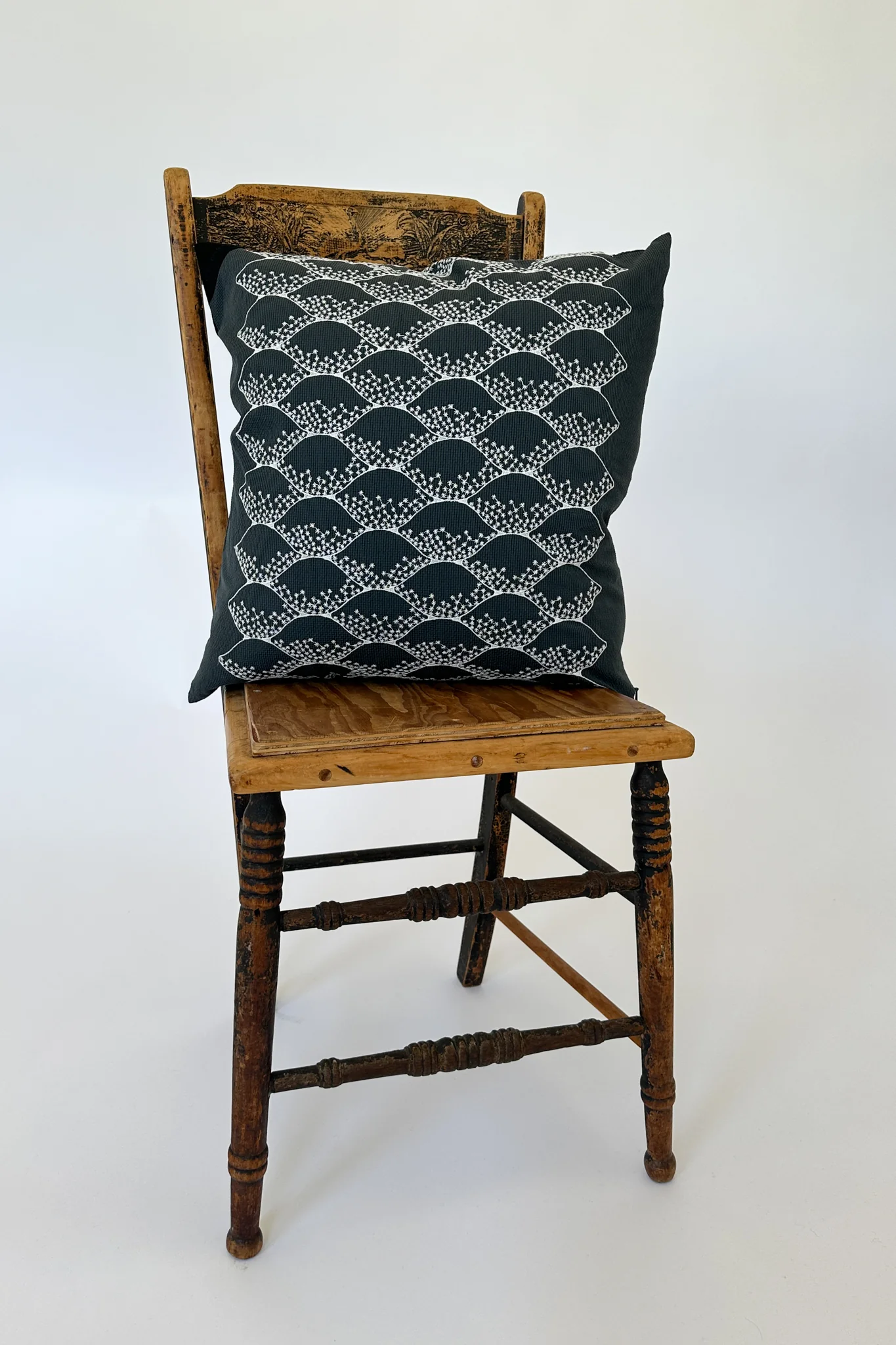 Minä Perhonen - Ravioli Cushion Sitruuna - AAS7758K - Image 3