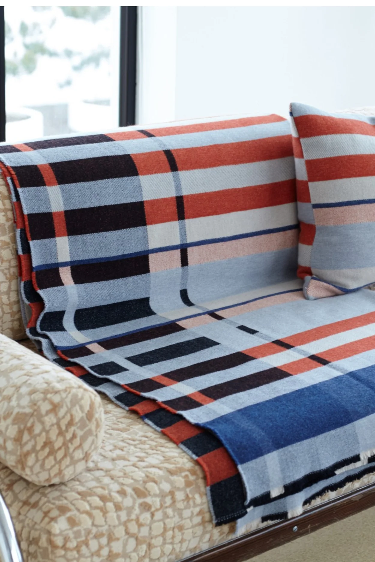 Wallace Sewell - Lambswool Stölzl Throw - Image 3